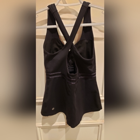 Lululemon tank top - Picture 2 of 4